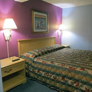 Zimmer mit Kingsize-Bett